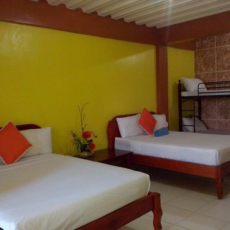 Centillo Travellers Inn Caticlan Exteriör bild