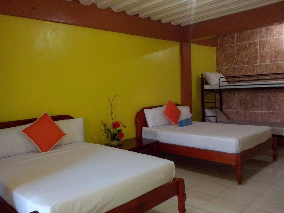 Centillo Travellers Inn Caticlan Exteriör bild
