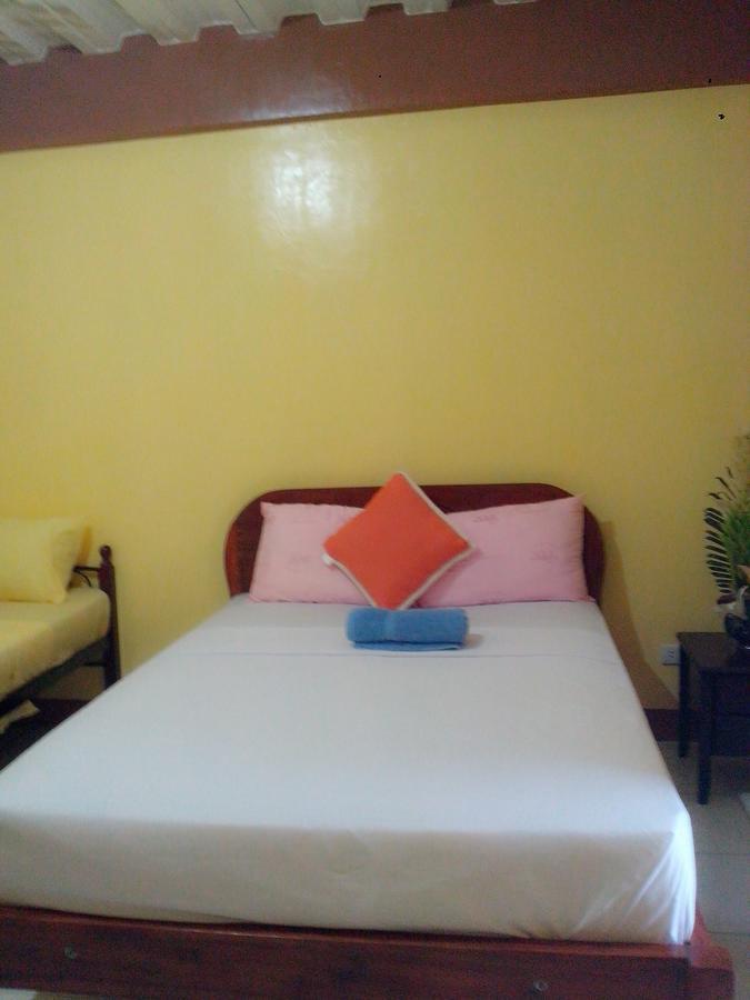 Centillo Travellers Inn Caticlan Exteriör bild